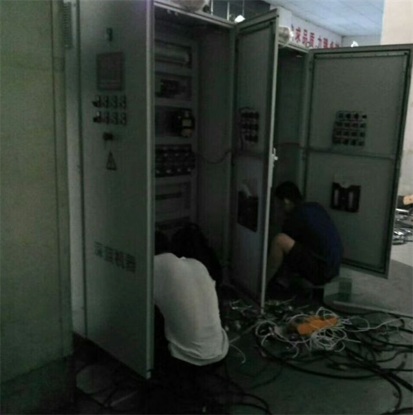 鐵人精神鑄就滿意服務(wù) --致敬深藍機器售后服務(wù)團隊